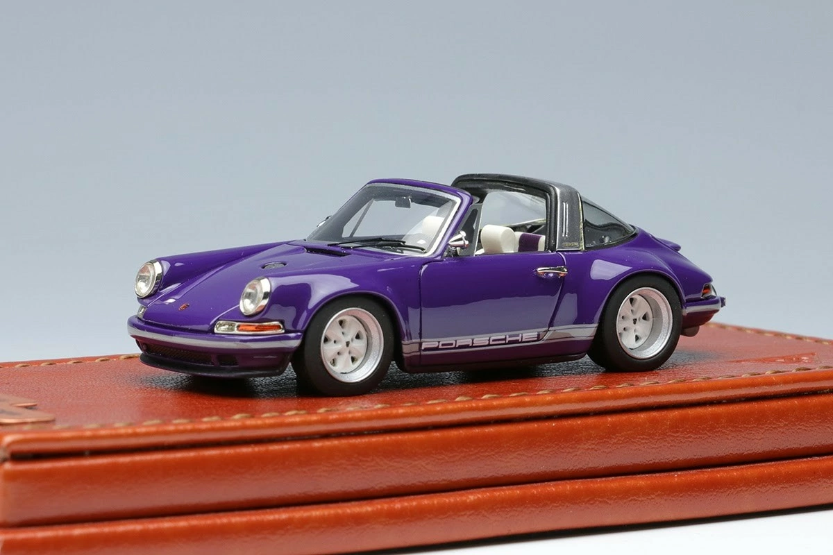 1/64 Make-Up - Porsche Singer 911 (964) Targa  Titan64