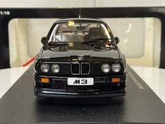 1/18 AUTOART - BMW - 3-SERIES M3 E30 RACE CAR 1989 - 89247