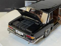AUTOART - MERCEDES BENZ - 600 PULLMAN LIMOUSINE
