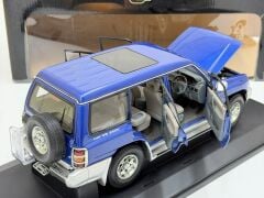 1/18 AUTOART Mitsubishi Pajero LWB GDI V6 3500 - 77103