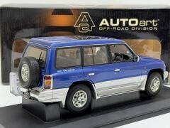 1/18 AUTOART Mitsubishi Pajero LWB GDI V6 3500 - 77103