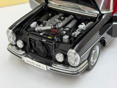 1/18 AUTOart Mercedes 300 SEL 6.3 Black - 76140
