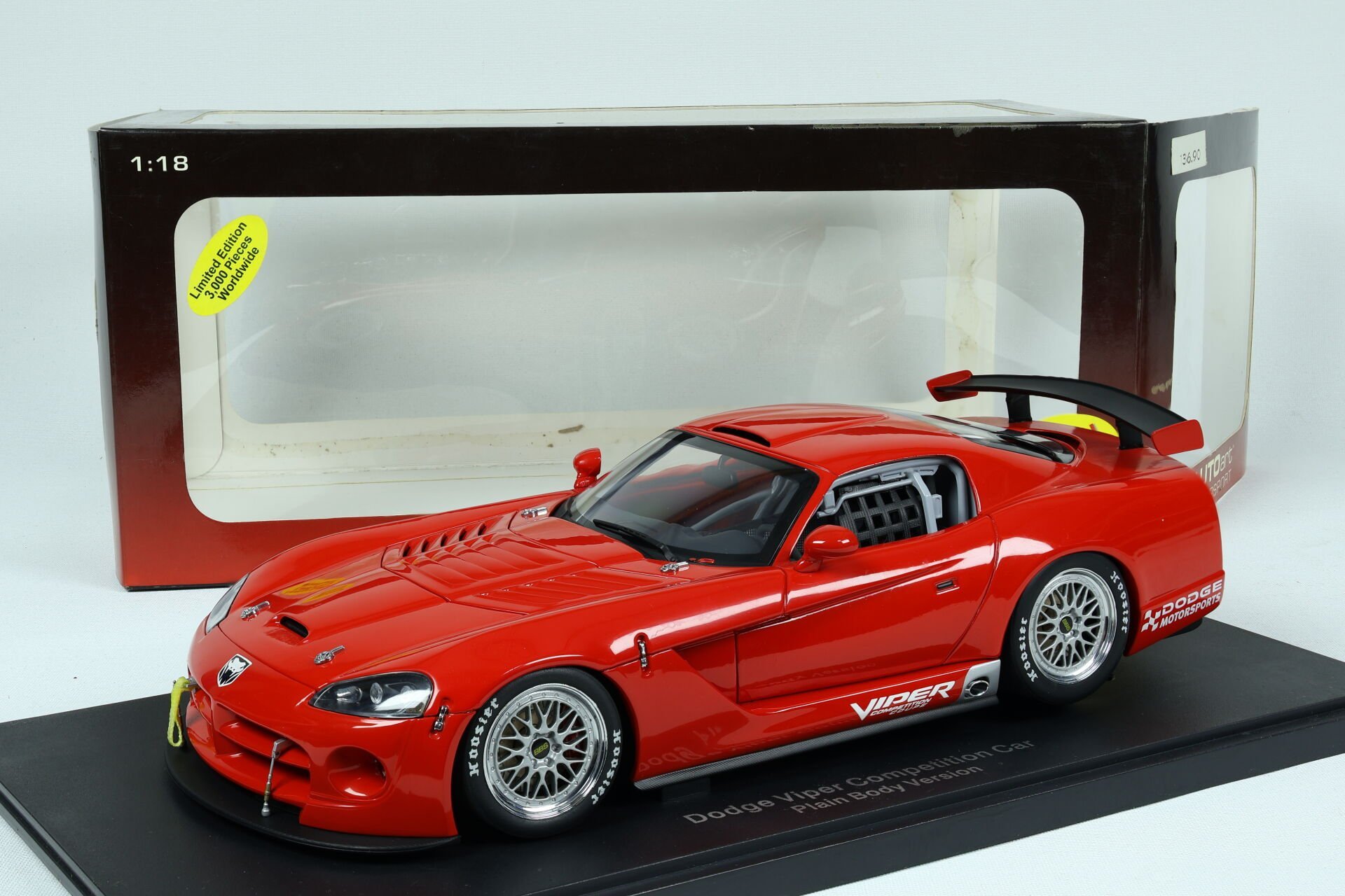 1/18 AUTOART DODGE VIPER COMPETITION 2004