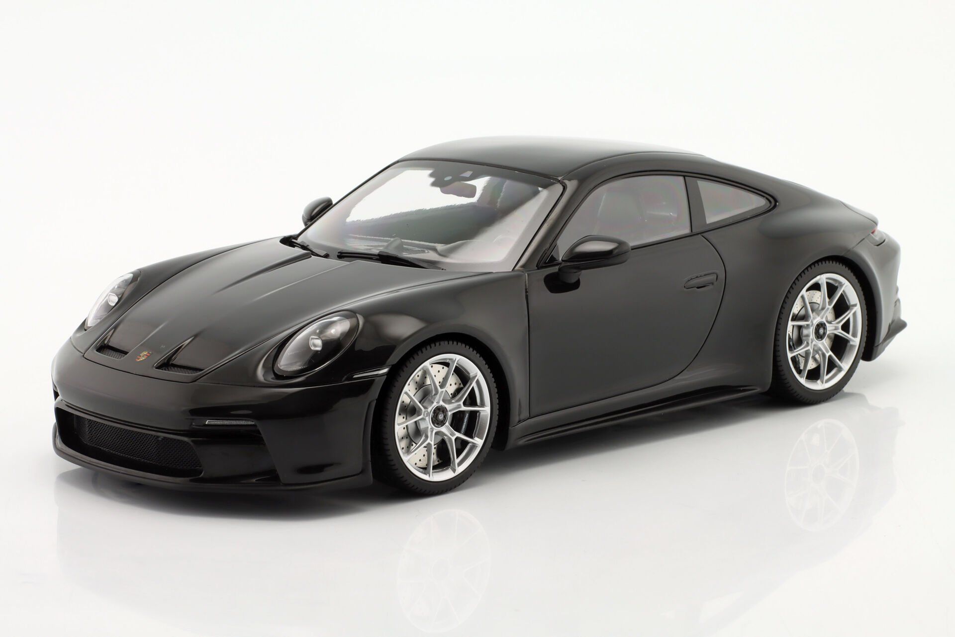 MINICHAMPS PORSCHE GT3 TOURING COUPE 2020