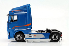 1/18 Premium ClassiXXs DAF XF Space Cab Blue - PCL30221