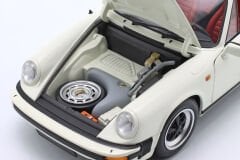 MINICHAMPS - PORSCHE - 911 3.2 CARRERA TARGA SPIDER 1983