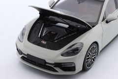 MINICHAMPS - PORSCHE - PANAMERA TURBO S 2020