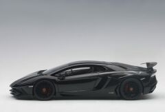 AUTOART - LAMBORGHINI - AVENTADOR LP750-4SV SUPERVELOCE 2015