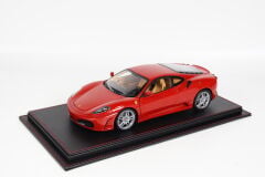 LYRD BOX 1:18 ÖLÇEK BLACK EDITION RED STITCH SERGİLEME STANDI – LY168