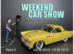 1/18 weekend car show figure #5 (lightning sold seperatly ad38438)