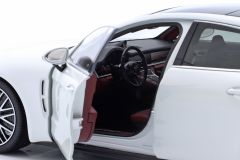 MINICHAMPS - PORSCHE - PANAMERA TURBO S 2020