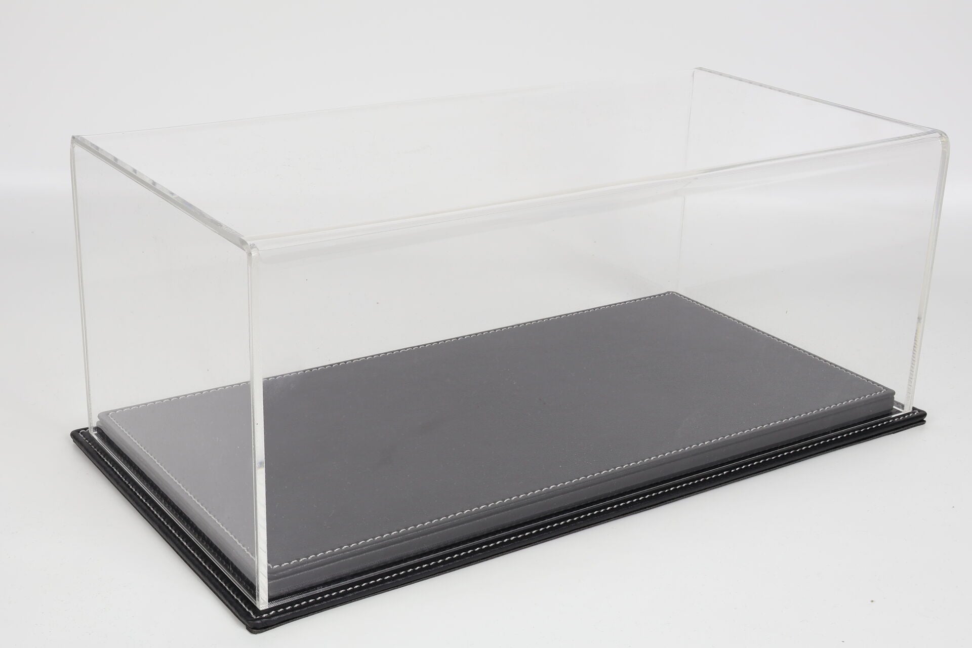 LYRD BOX 1:18 ÖLÇEK BLACK EDITION SERGİLEME STANDI – LY171