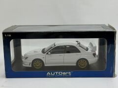 1/18 AUTOart Subaru Impreza WRX STi GD White - 78682