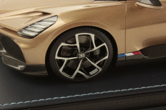 Ön Sipariş - 1/18 MR-MODELS Bugatti W16 Mistral - BUG015D