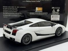 1/18 AUTOART LAMBORGHINI GALLARDO SUPERLEGGERA - 74585
