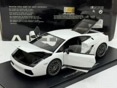 1/18 AUTOART LAMBORGHINI GALLARDO SUPERLEGGERA - 74585