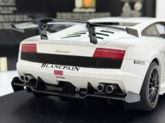 1/18 AUTOART Lamborghini Gallardo LP560-4 Super Trofeo Blancpain No.2 - White - 74689