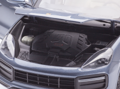 MINICHAMPS - PORSCHE - CAYENNE TURBO S 2017