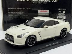 1/18 AUTOART Nissan Skyline GT-R R35 Spec V - Brilliant White - 77399