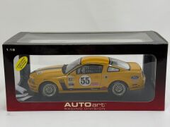 1/18 AUTOART Ford Mustang FR500C #55 Grand Am Cup Championship - 80511