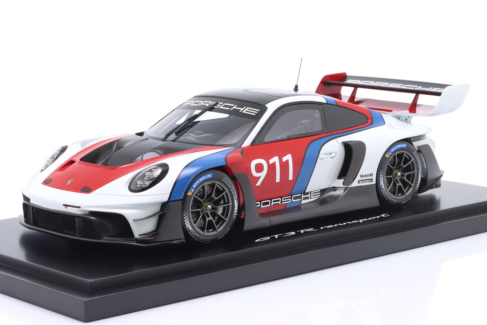 SPARK-MODEL - PORSCHE - 911 992 GT3 R N 911 RACING COUPE 2021 - CON VETRINA - WITH SHOWCASE
