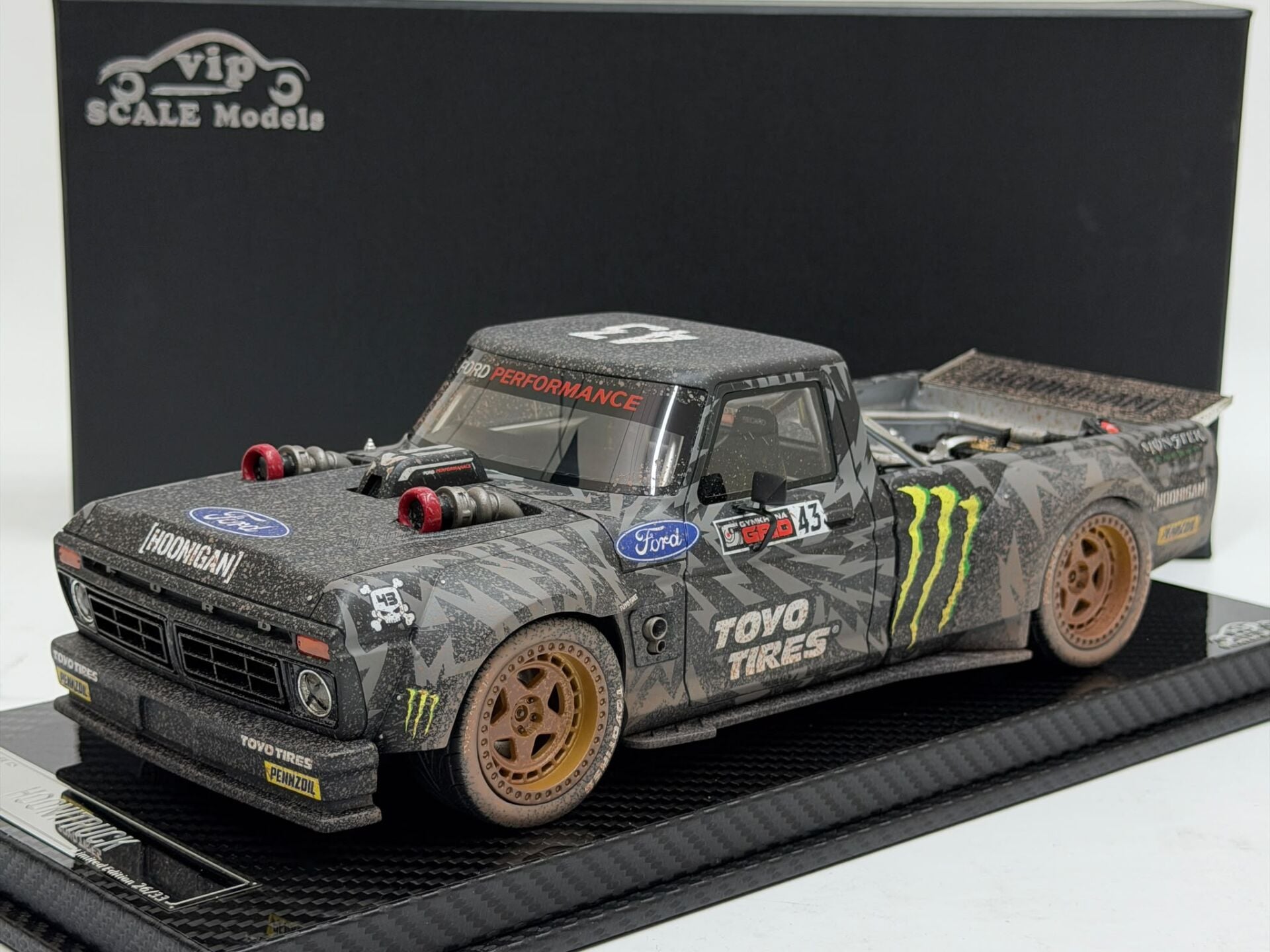 1/18 VIP Model Ford Hoonitruck Monster Dirty - VIP18059-2
