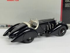 1/24 CMC - MERCEDES-BENZ SSK TROSSI BLACK PRINCE 1932
