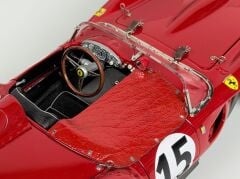 1/18 CMC - FERRARI - 250TR TESTAROSSA 3.1L V12 TESTAROSSA SPIDER PONTOON FENDER 1958