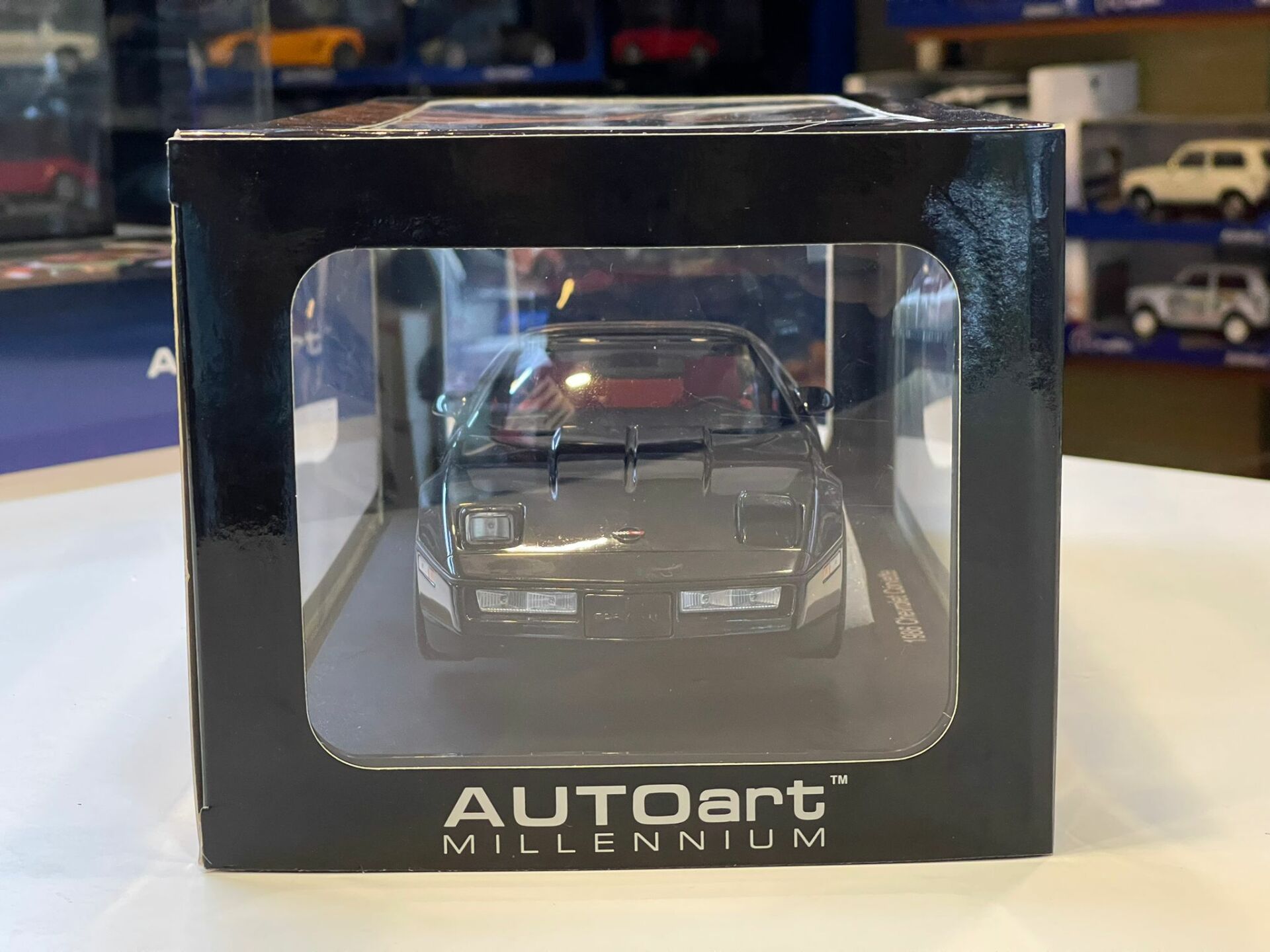 Modèle Réduit AUTOart 1:18 Corvette 1986 - Voiture Diecast Alliage, Ouvrante, Collection