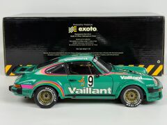 1/18 Exoto Porsche 934 RSR 1976 Porsche Cup Champion Bob Wollek Vaillant - RLG19093