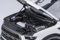 Ön Sipariş - 1/18 AUTOart Ford F-150 Raptor Supercrew 2019 (Oxford White)