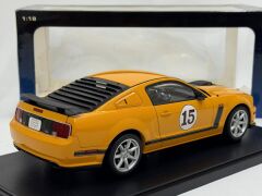 1/18 AUTOart  Ford Mustang Parnelli Jones Saleen Edition - 73055