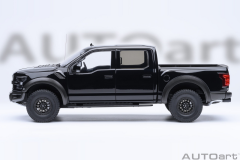 Ön Sipariş - 1/18 AUTOart Ford F-150 Raptor Supercrew 2019 (Agate Black)