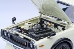 AUTOART - NISSAN - SKYLINE 2000 GT-R (KPGC110) COUPE 1973