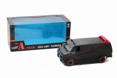 GREENLIGHT - GMC - VANDURA CARGO G.SERIES VAN WEATHERED VERSION 1983 - THE A-TEAM