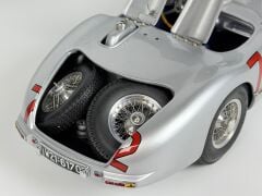 1/18 CMC MERCEDES BENZ 300 SLR (W196S) 1955 - M066