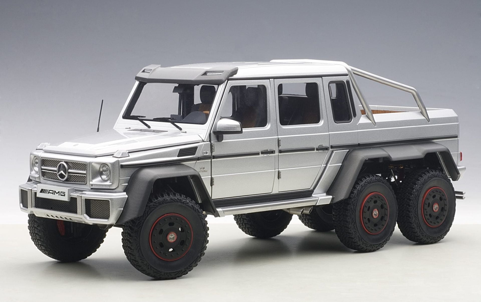 AUTOART - MERCEDES BENZ - G-CLASS G63 V8 AMG 6X6 2013