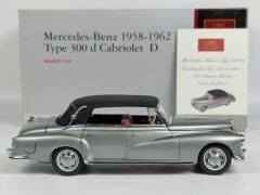 1/24 CMC Mercedes-Benz 300 Type D Cabriolet - M026