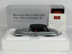 1/24 CMC Mercedes-Benz 300 Type D Cabriolet - M026