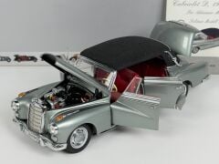 1/24 CMC Mercedes-Benz 300 Type D Cabriolet - M026