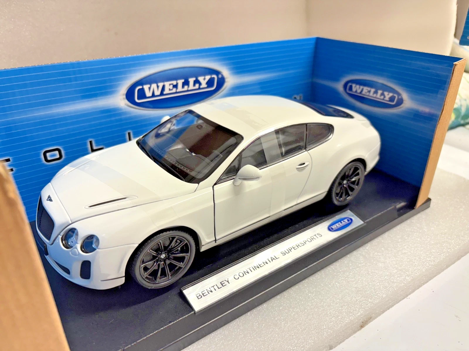 1/18 WELLY - BENTLEY CONTINENTAL SUPERSPORTS