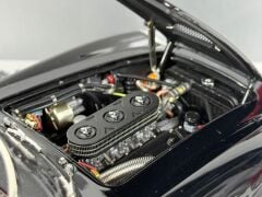 1/18 CMC Ferrari 250 GT California Spyder SWB - M094