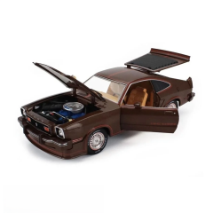 1/18 GREENLIGHT - Ford Mustang II King Cobra 1978