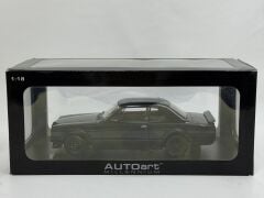 1/18 AUTOart Nissan Skyline GT-R (KPGC-10) Racing 1972 Plain Body Version - 87278