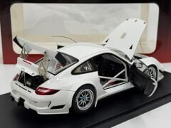 1/18 AUTOart Porsche 911 GT3 R 997 - 81070