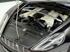 1/18 AUTOart Aston Martin Rapide - 70216