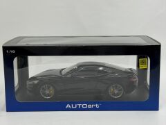 1/18 AUTOart Aston Martin Vanquish - 70247