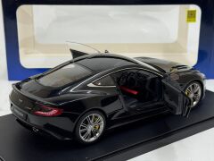 1/18 AUTOart Aston Martin Vanquish - 70247