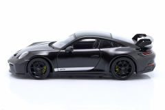 1/18 Maisto Porsche 911 (992) GT3 year 2022 black