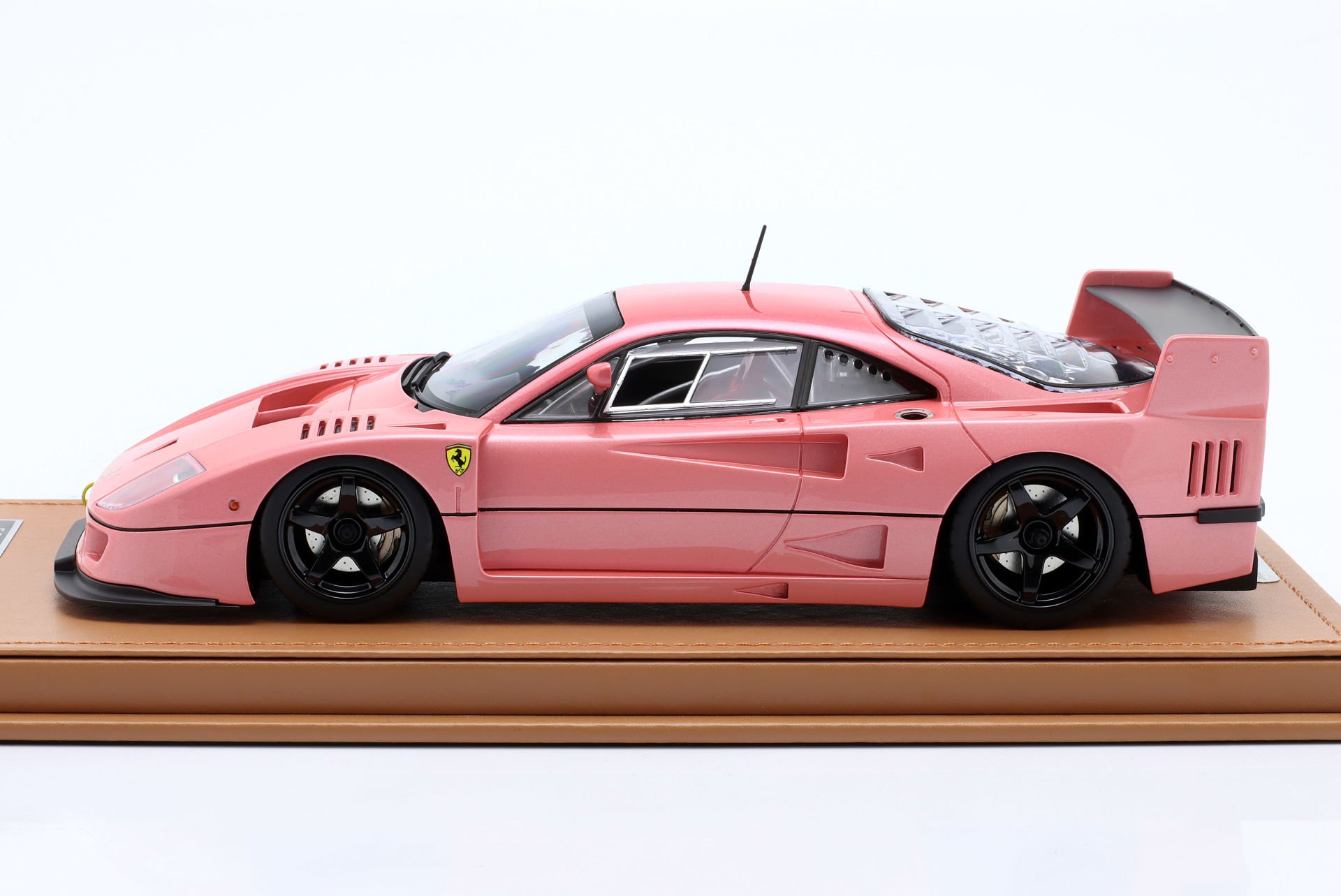 TECNOMODEL - FERRARI - F40 LM PRESS VERSION 1996 - WITH 5 SPOKE BLACK RIMS